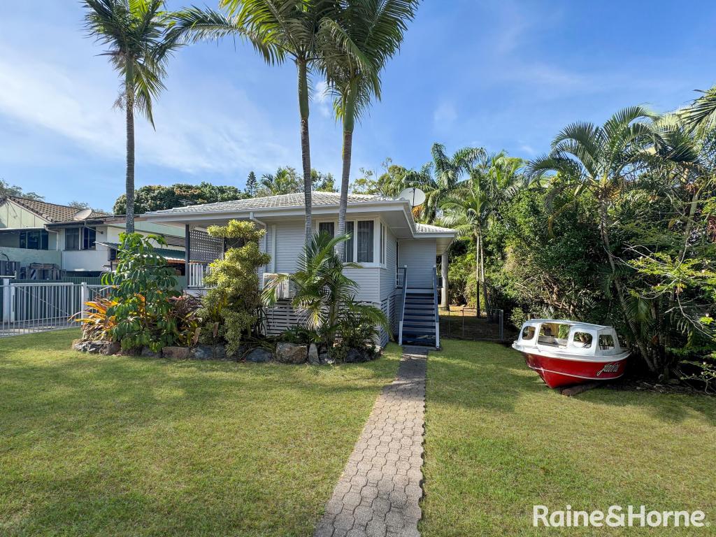 11 Carron St, West Gladstone, QLD 4680