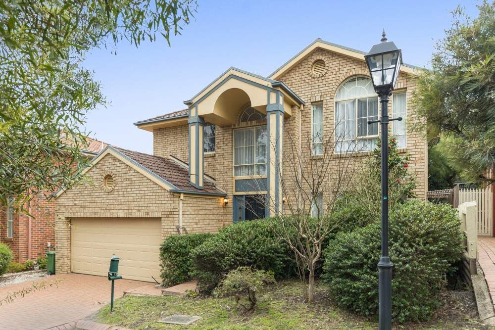 11 COTTINGLEA TCE, RINGWOOD NORTH, VIC 3134