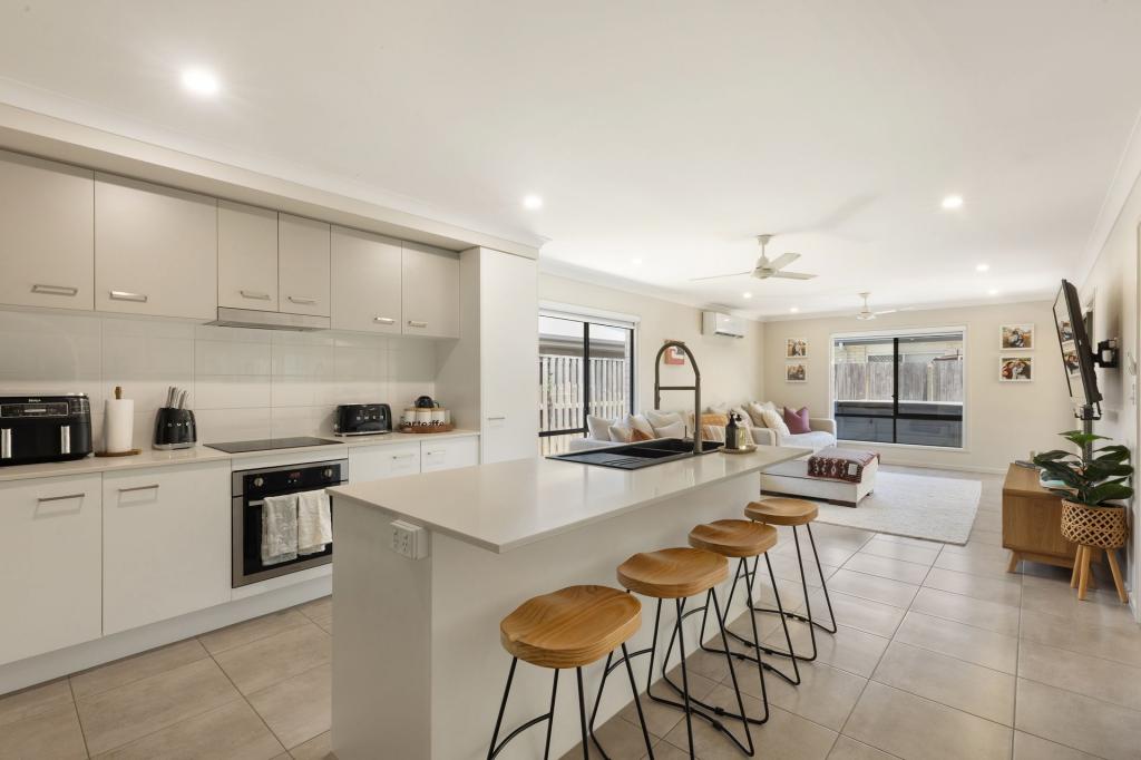 31 Aspen Way, Arundel, QLD 4214