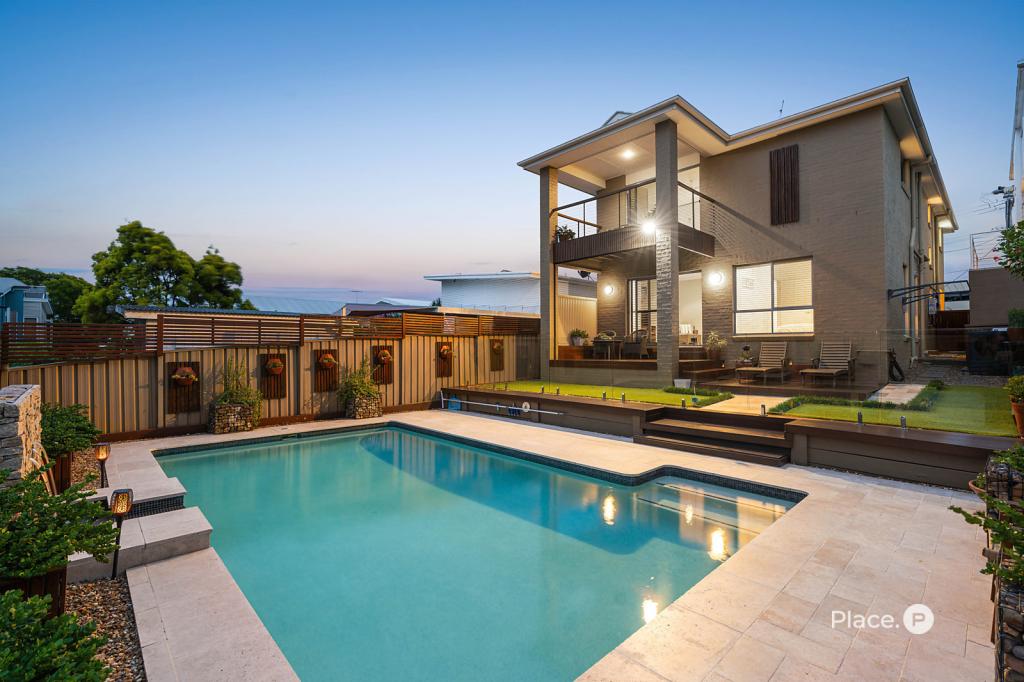 25 Arnold St, Manly, QLD 4179