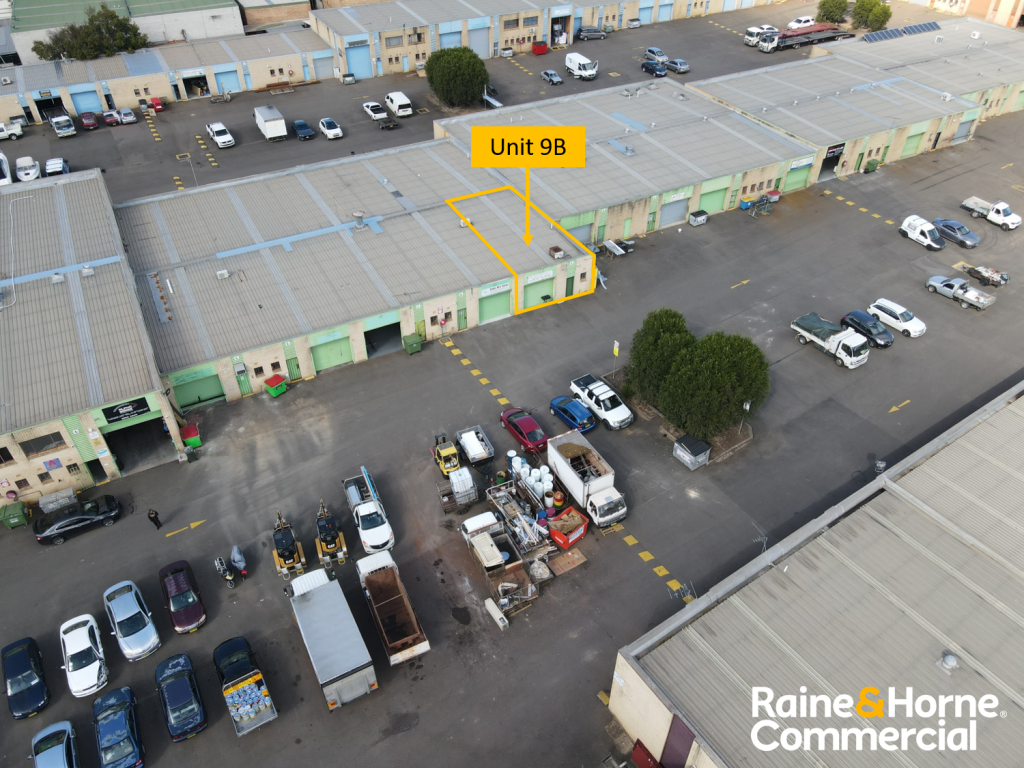 9B/4 LOUISE AVE, INGLEBURN, NSW 2565