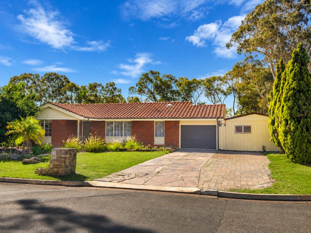 6 Dawn Cl, Paralowie, SA 5108