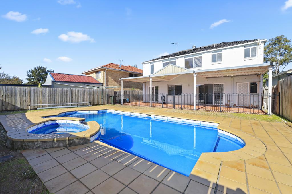 26 Gungarlin Dr, Horningsea Park, NSW 2171