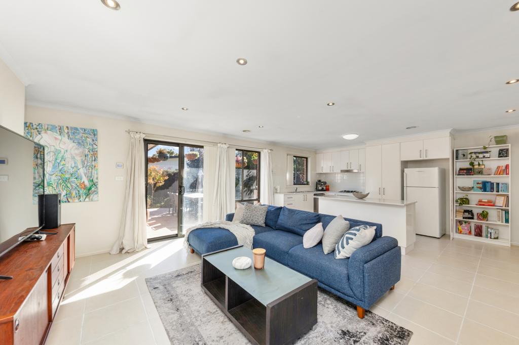 2/25 Lind Cl, Fraser, ACT 2615