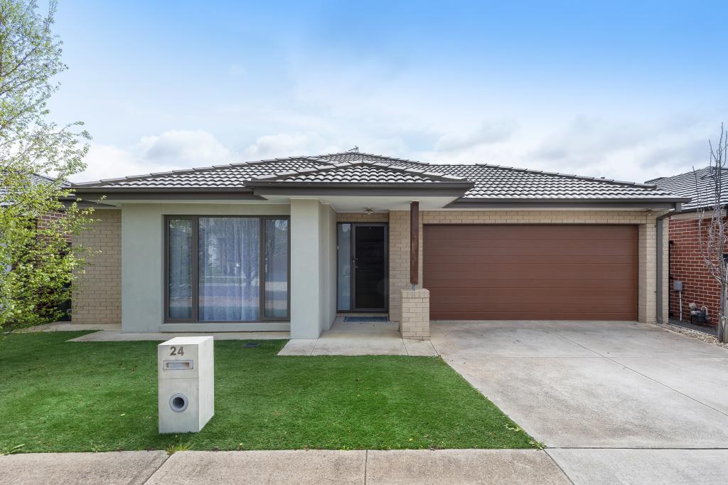 24 Oakdale St, Charlemont, VIC 3217