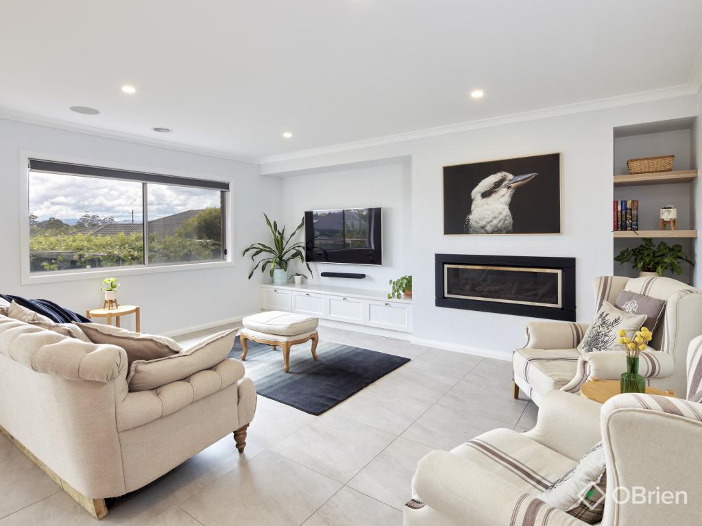 9 Finch Ct, Drouin, VIC 3818