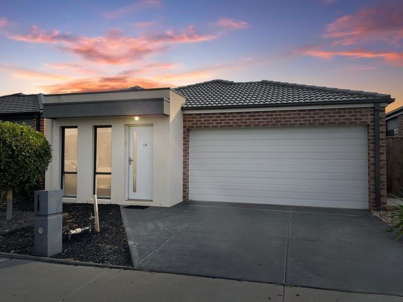 18 Forrester Gr, Fraser Rise, VIC 3336