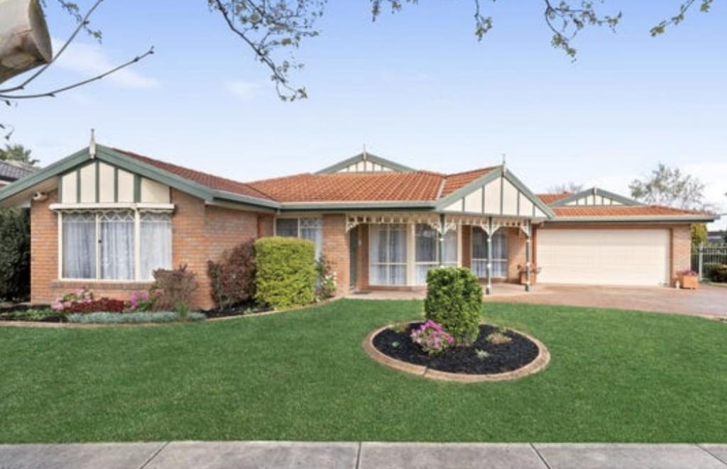 12 KESWICK CT, NARRE WARREN SOUTH, VIC 3805