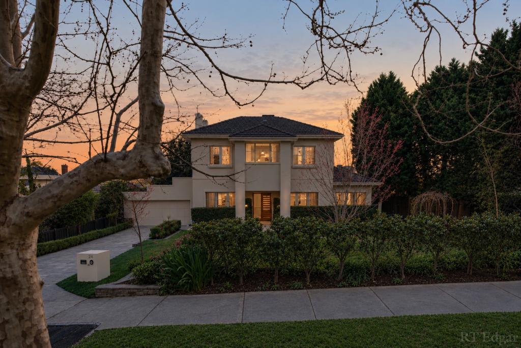 24 Through Rd, Camberwell, VIC 3124