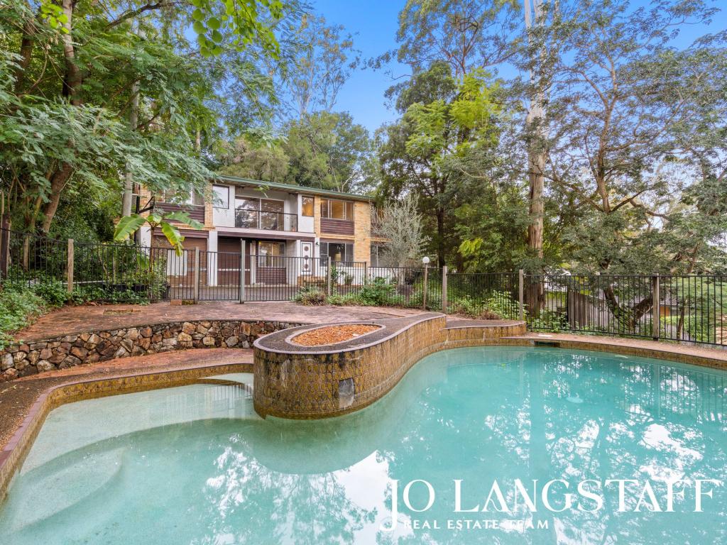 20 Tad St, Kenmore, QLD 4069
