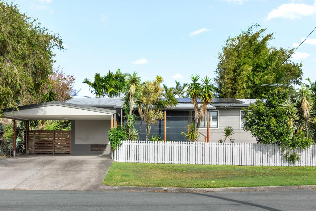 8 Freeman St, Redcliffe, QLD 4020