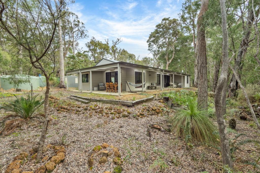 15 Warrior Way, Molloy Island, WA 6290