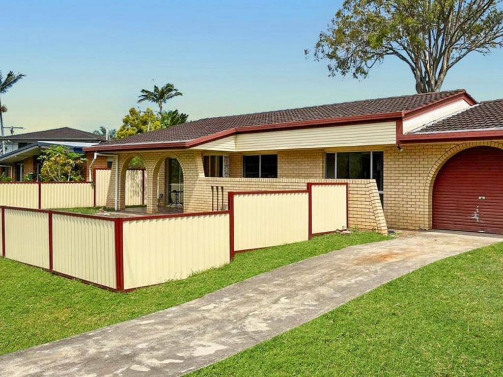 9 Stirling St, Strathpine, QLD 4500