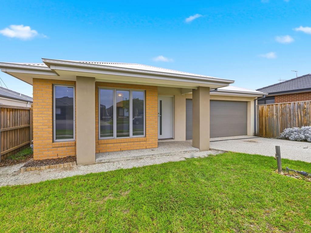 21 Cosgrove Dr, Maddingley, VIC 3340