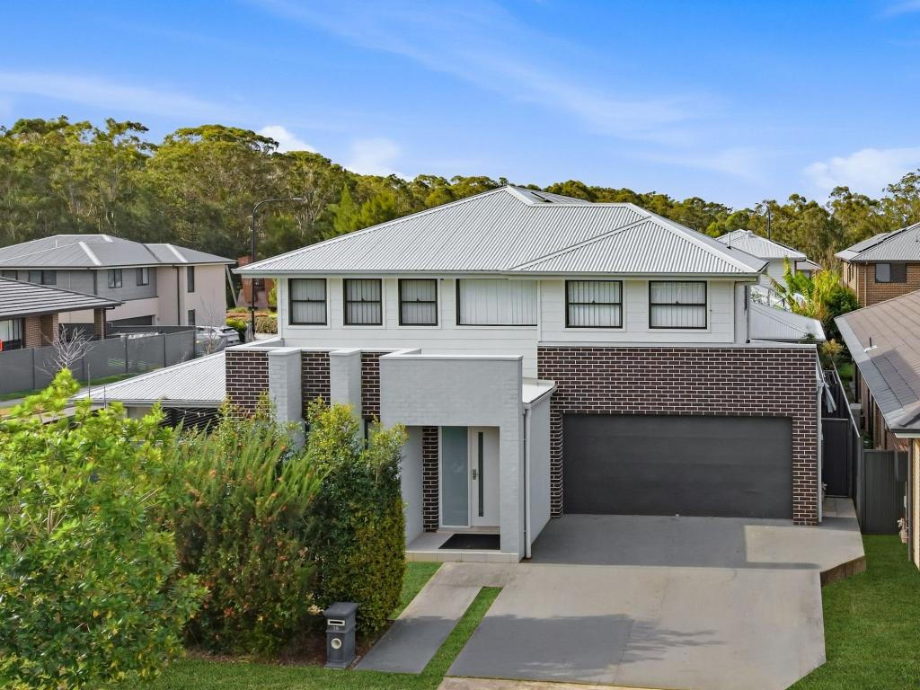 15 Ashgrove Cl, Jordan Springs, NSW 2747