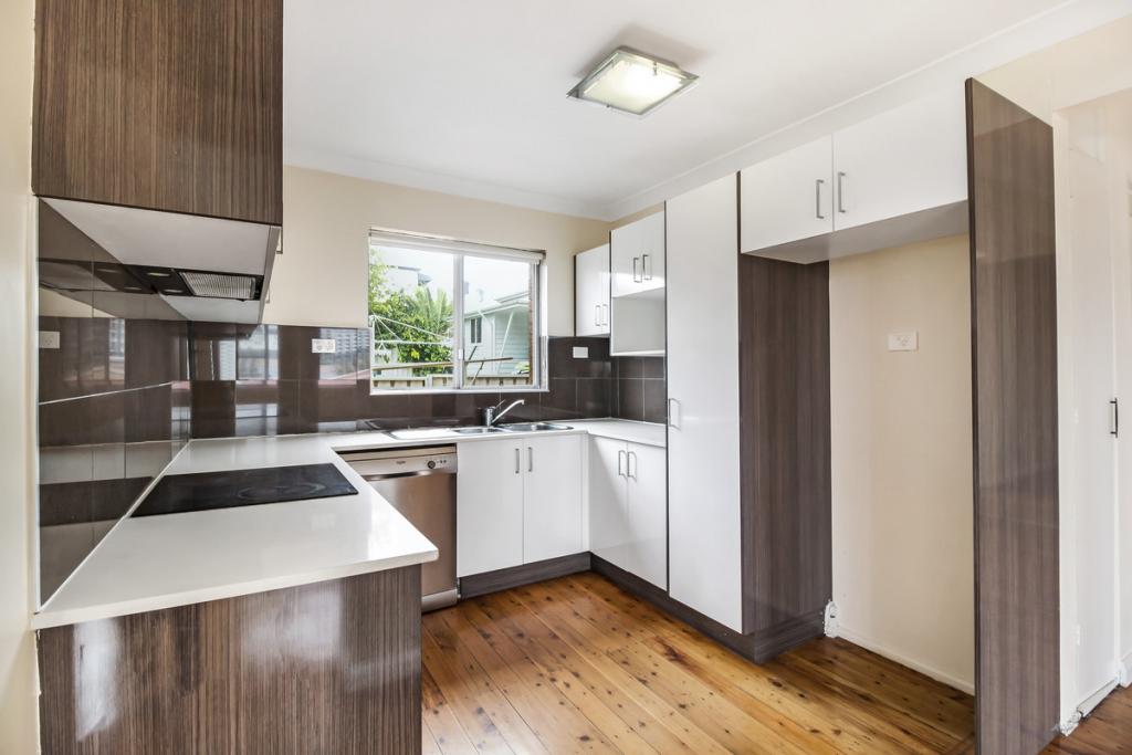 2/33 Auburn St, Wollongong, NSW 2500