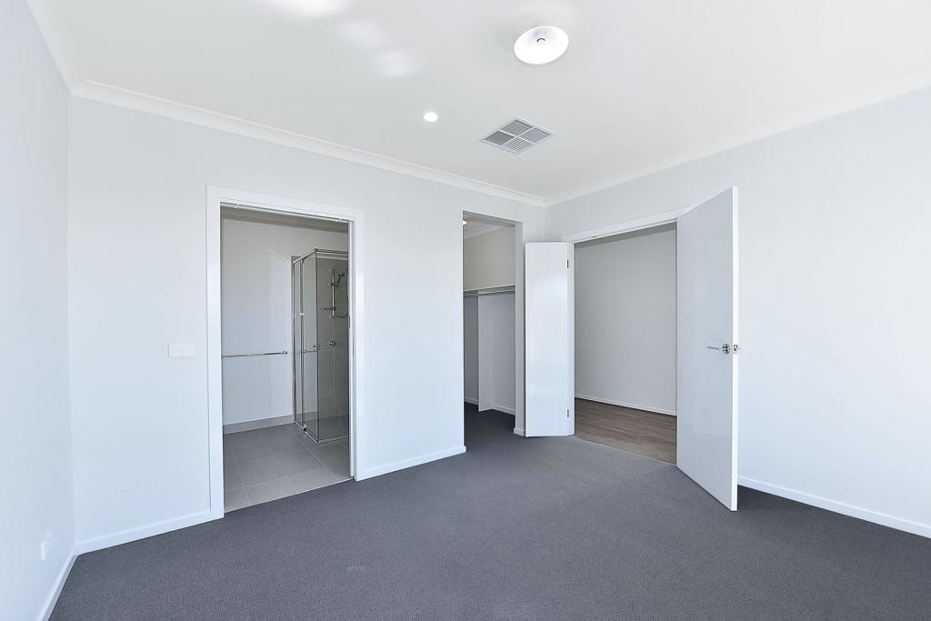 10 Blauer Rd, Sunbury, VIC 3429