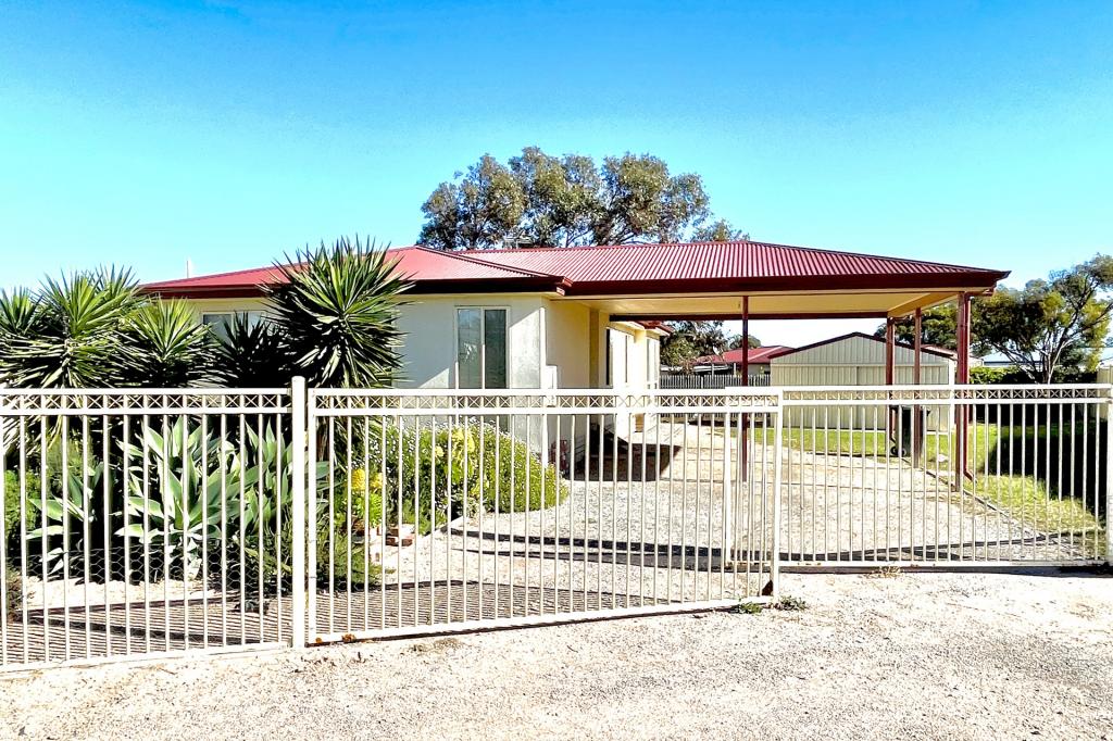 9 Chandler Cres, Ceduna, SA 5690