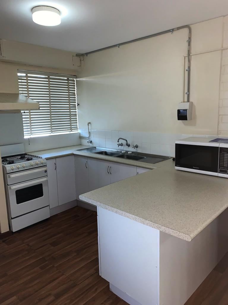 2/5 Welshpool Rd, St James, WA 6102