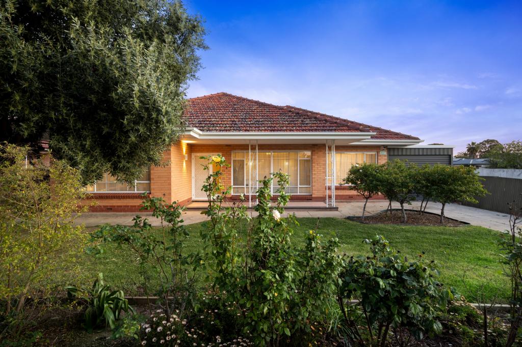 13a Kintore Ave, Kilburn, SA 5084