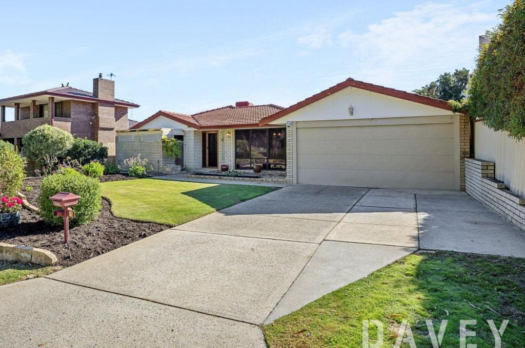 15 Banksia Dale, Marmion, WA 6020