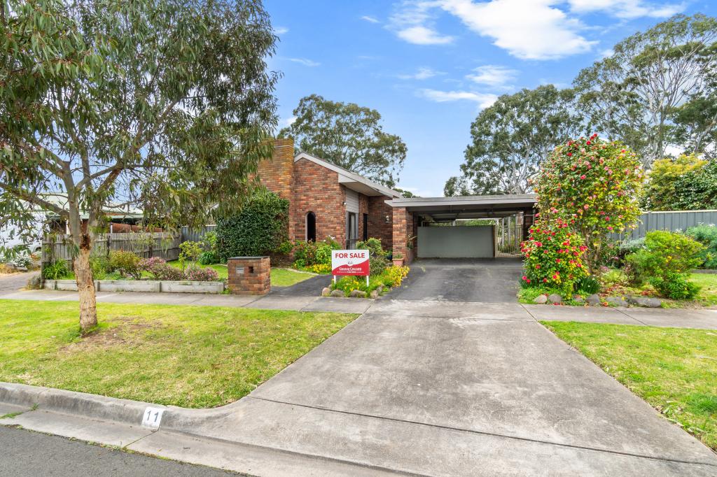 11 Wellington Dr, Sale, VIC 3850