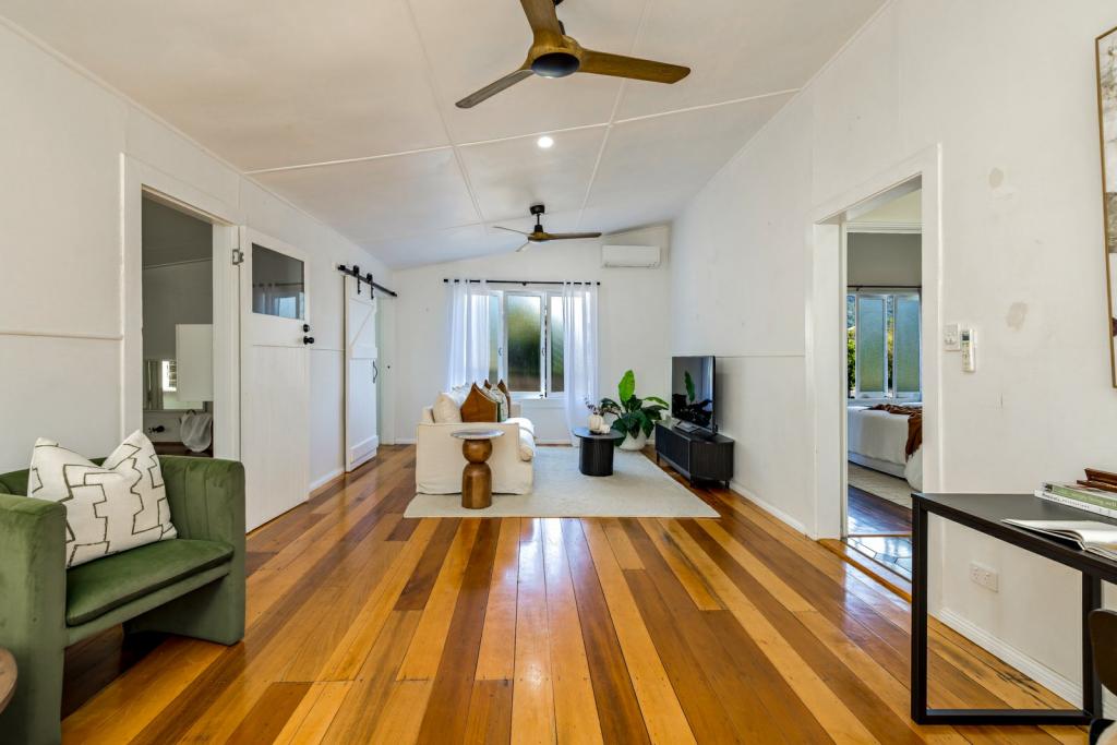 287 Kamerunga Rd, Freshwater, QLD 4870