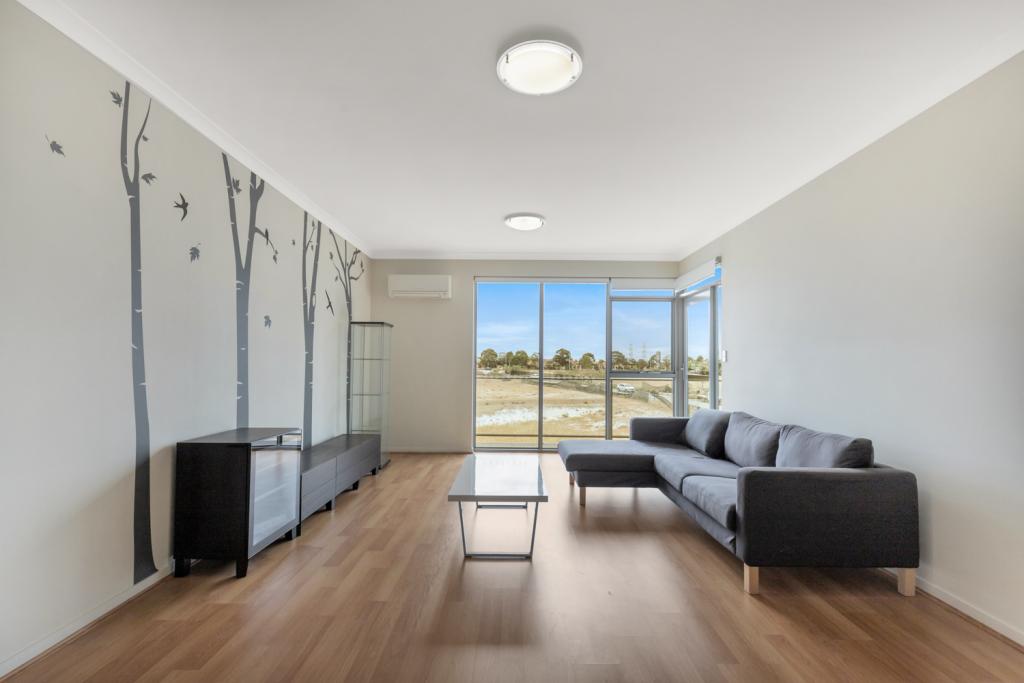 302/25 MALATA CRES, SUCCESS, WA 6164