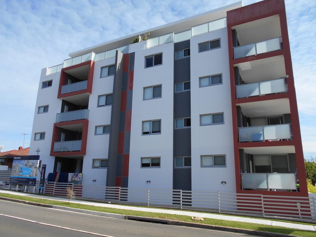 10/4-6 CENTENARY RD, MERRYLANDS, NSW 2160