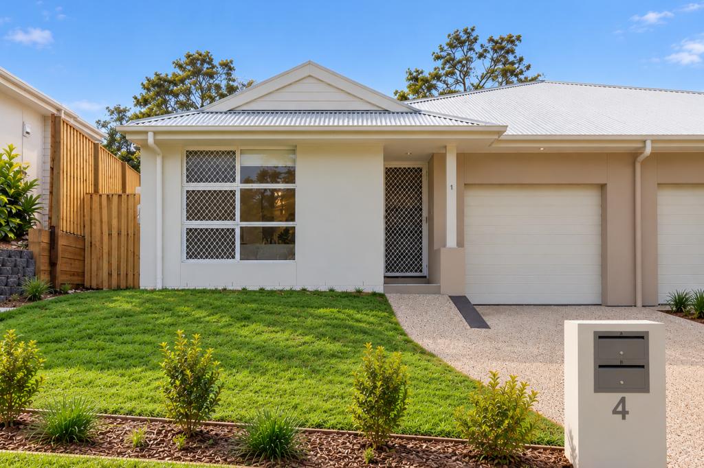 1/4 Tian Cres, Upper Coomera, QLD 4209