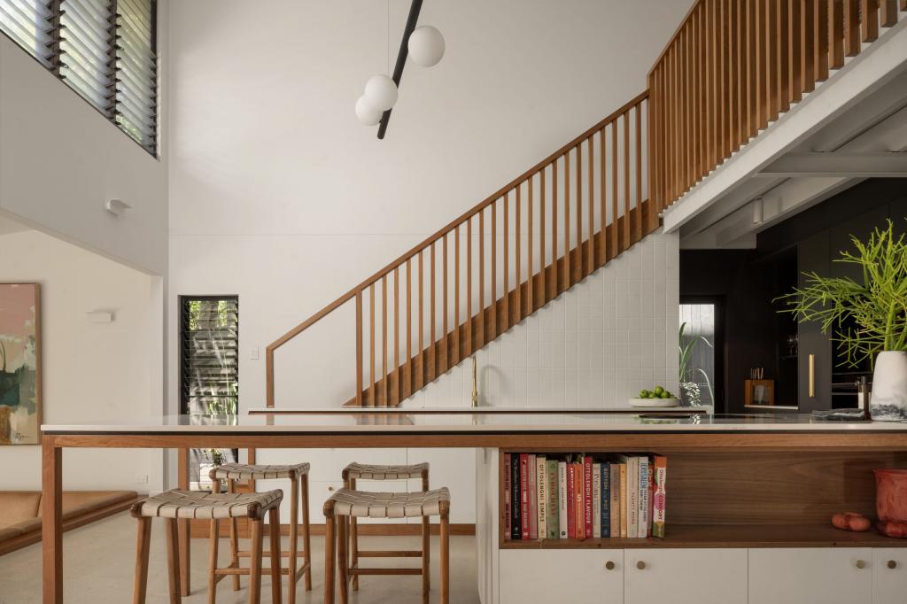 51 ACCESSION ST, BARDON, QLD 4065