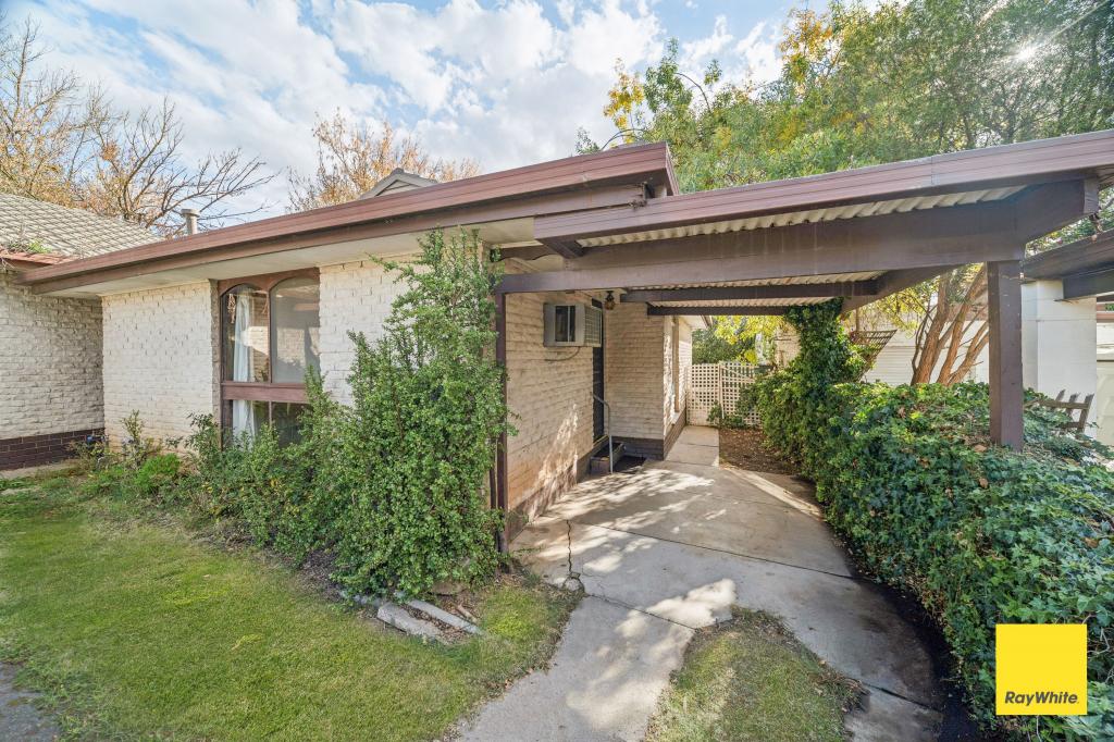 2/1 Beaumont Ct, Flora Hill, VIC 3550