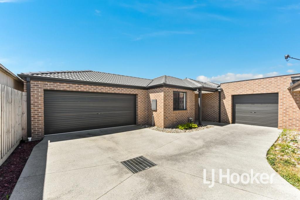 2/48 Cameron Way, Pakenham, VIC 3810