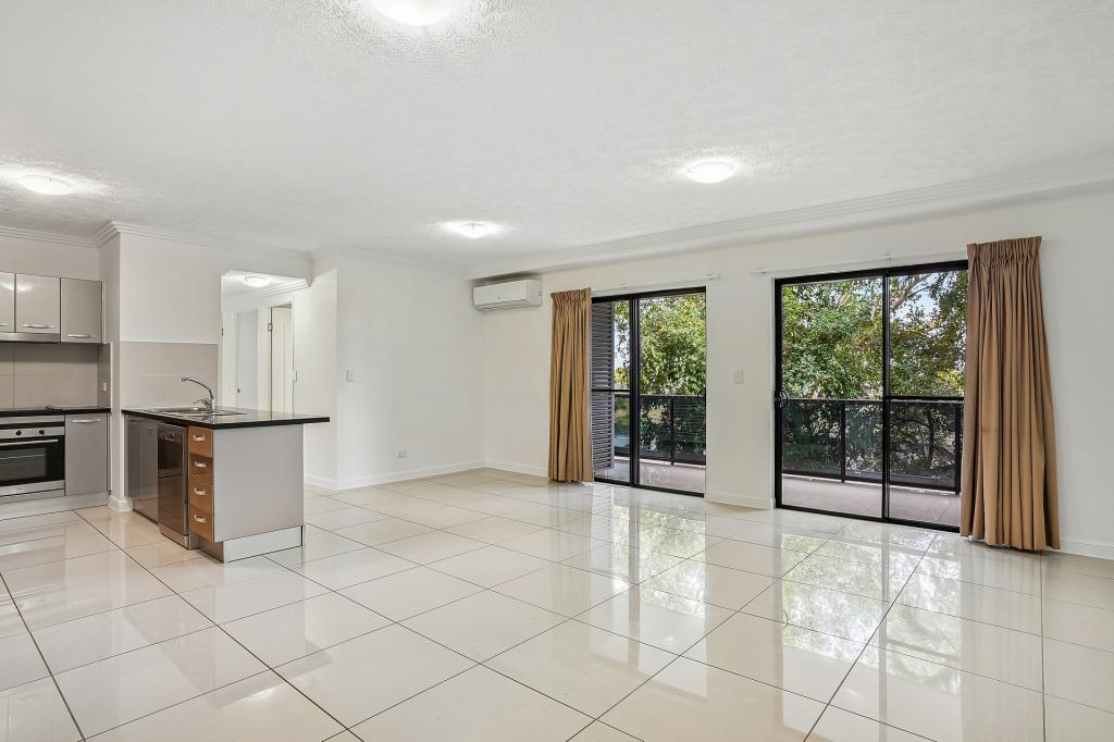 24/319 Angus Smith Dr, Douglas, QLD 4814