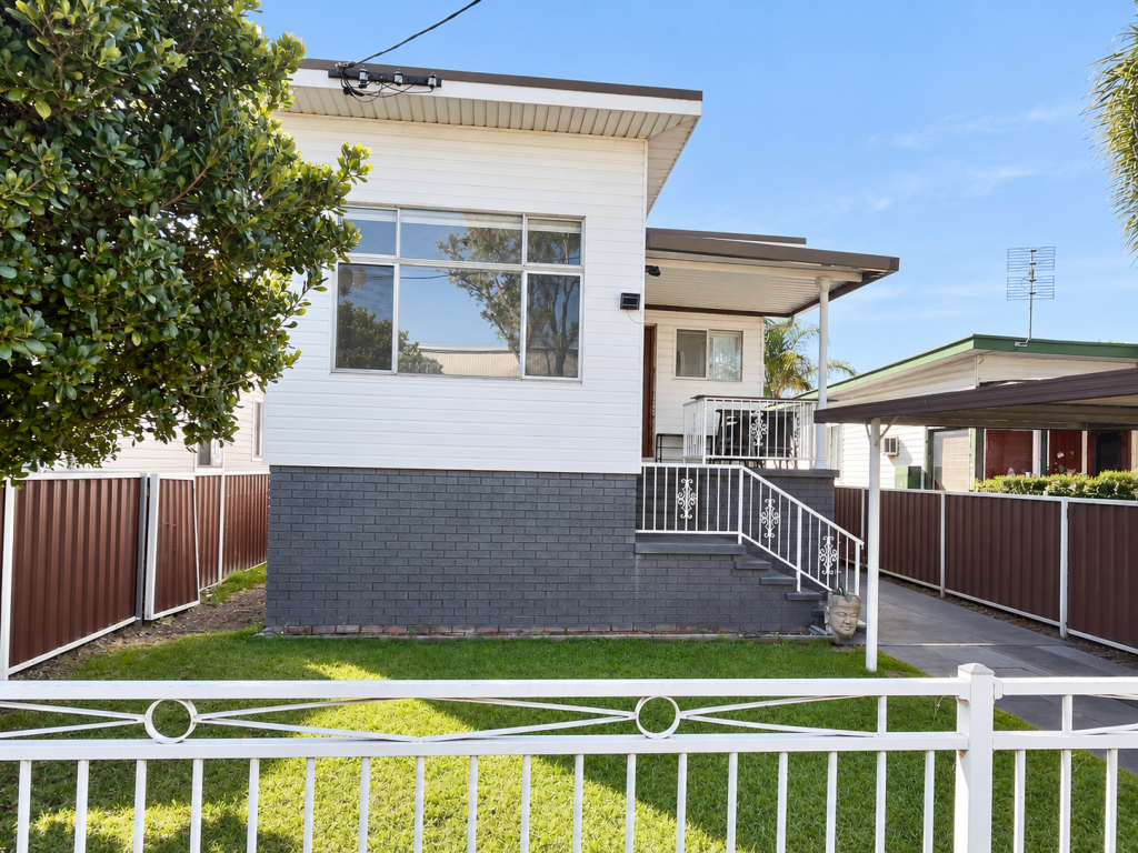 24 Thomas St, Edgeworth, NSW 2285
