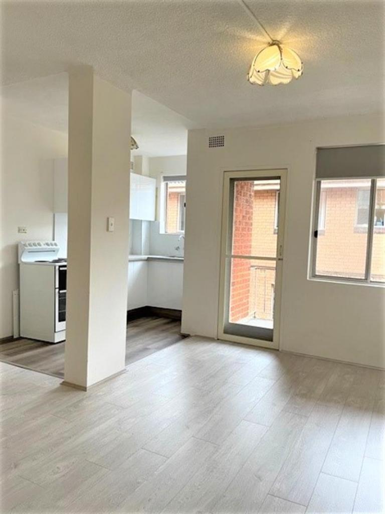 8/23 Rosemont St, Punchbowl, NSW 2196