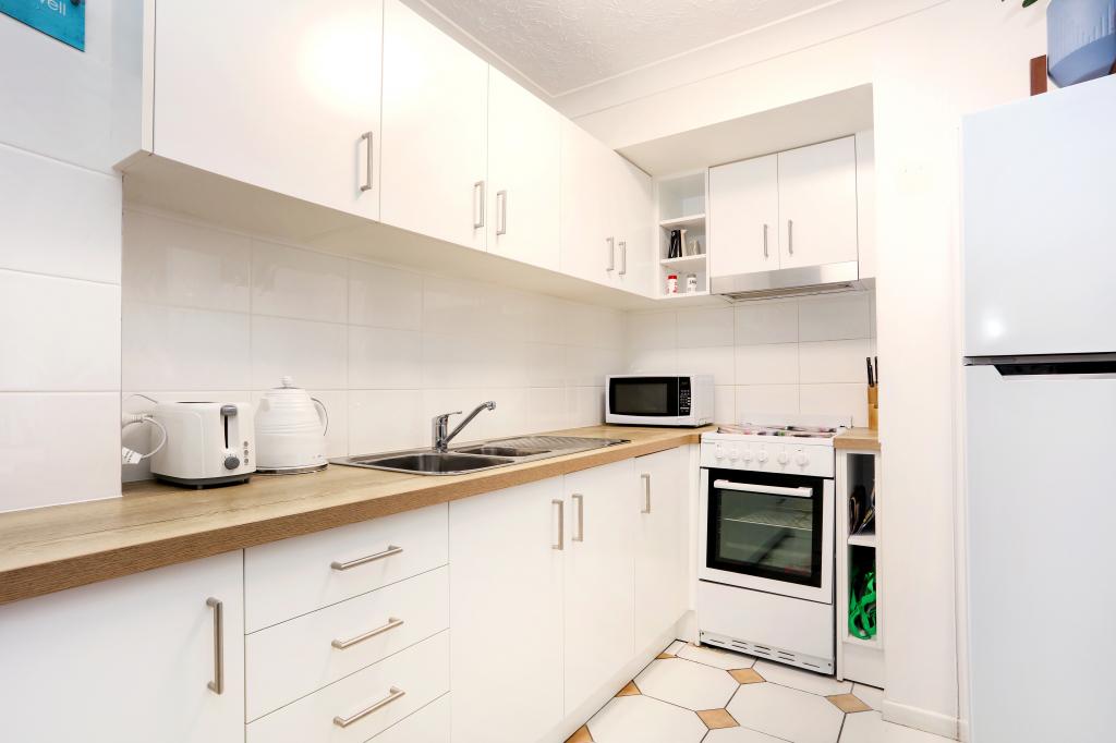 5/21-27 MARKWELL AVE, SURFERS PARADISE, QLD 4217