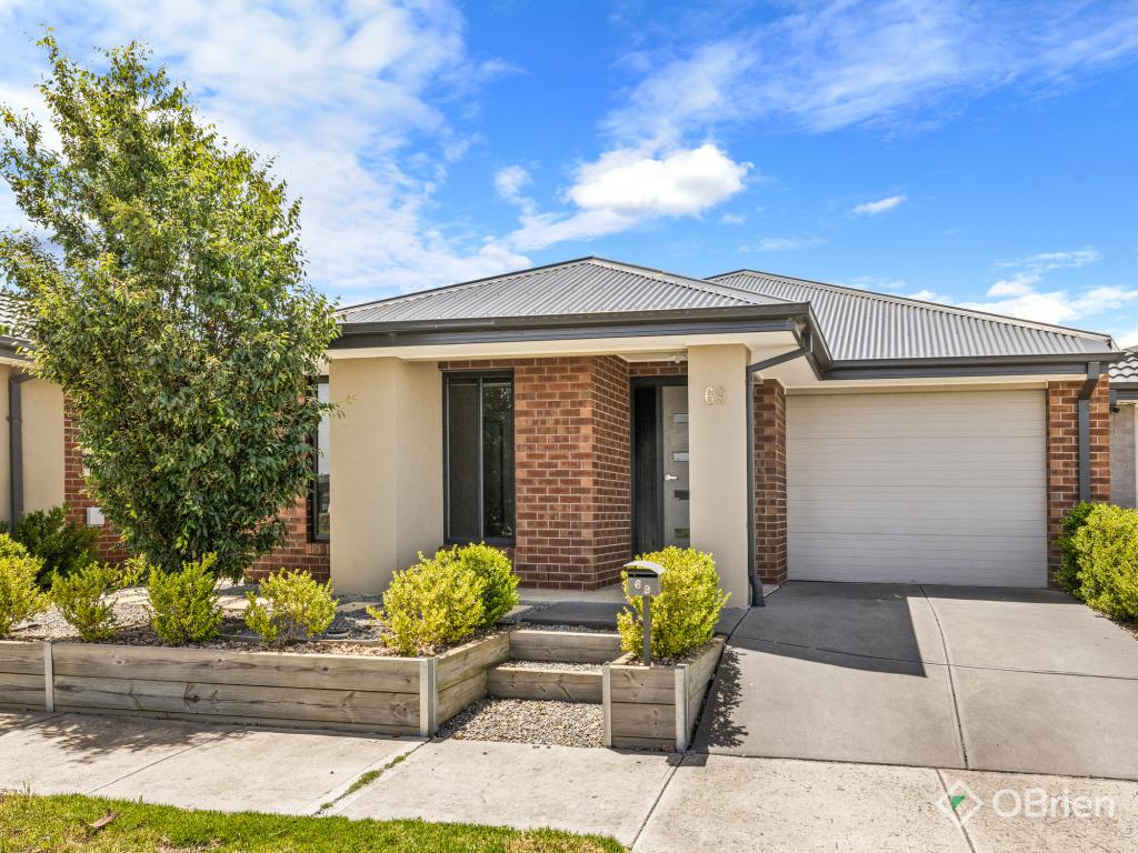 69 Abbeygate Dr, Werribee, VIC 3030