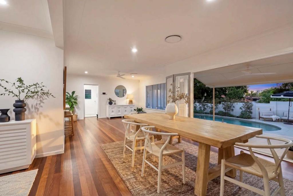 9 Bauer St, Southport, QLD 4215