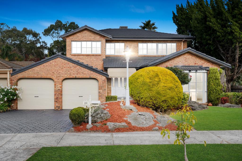 101 Old Orchard Dr, Wantirna South, VIC 3152