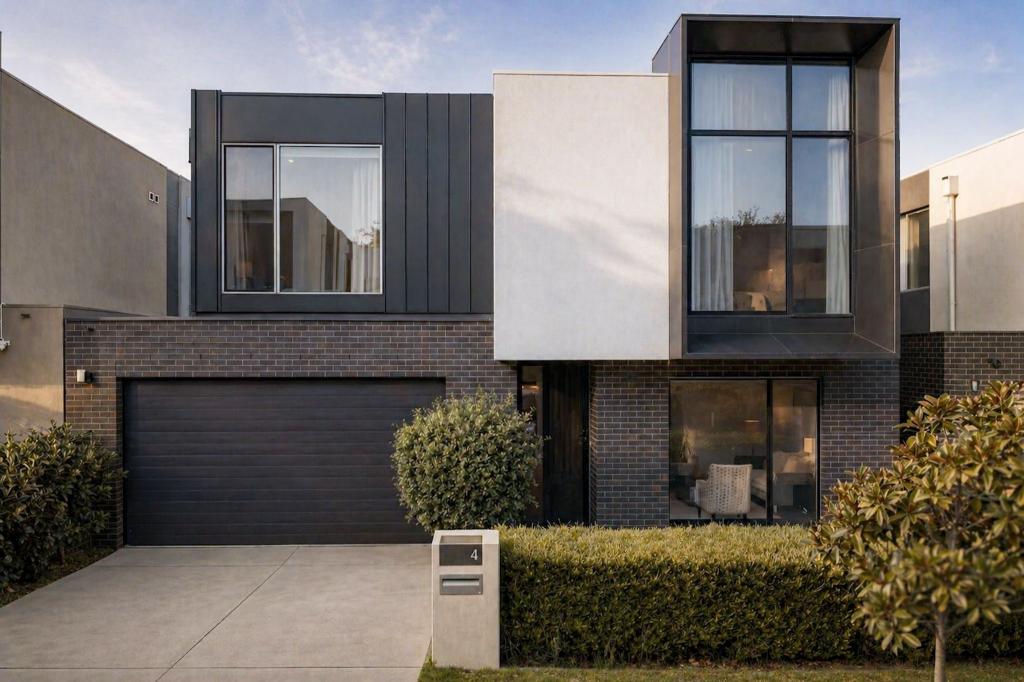 4 Moreton Cl, Kew, VIC 3101