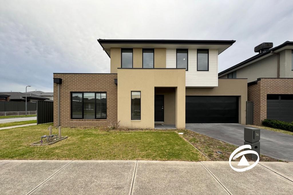 16 AMESBURY WAY, CLYDE NORTH, VIC 3978