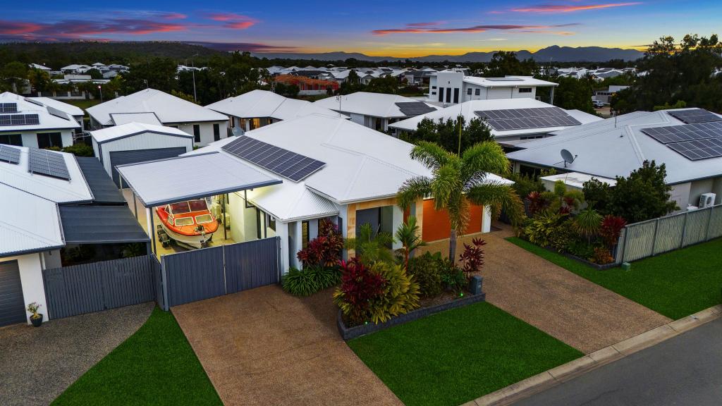 15 Anjota St, Burdell, QLD 4818
