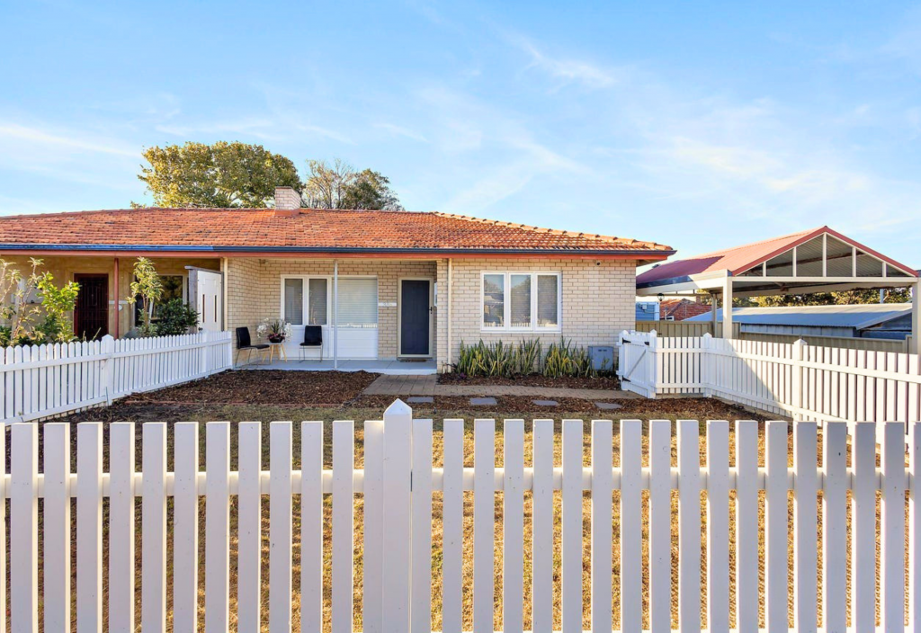 38b Cordelia Ave, Coolbellup, WA 6163
