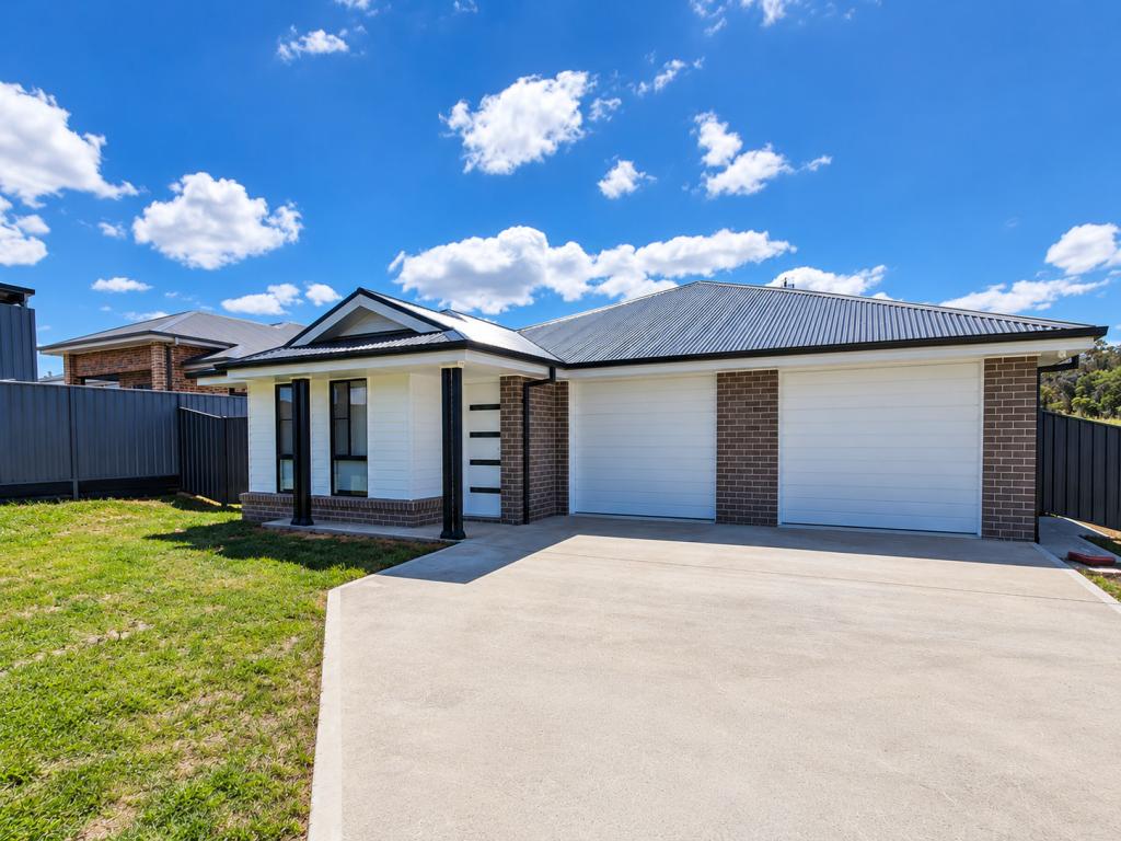 6 Daisy Cl, Kootingal, NSW 2352