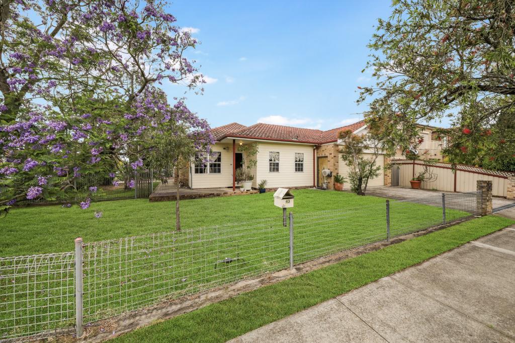 43 Chamberlain Rd, Padstow, NSW 2211