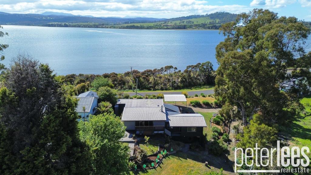 11 Beach Rd, Gravelly Beach, TAS 7276