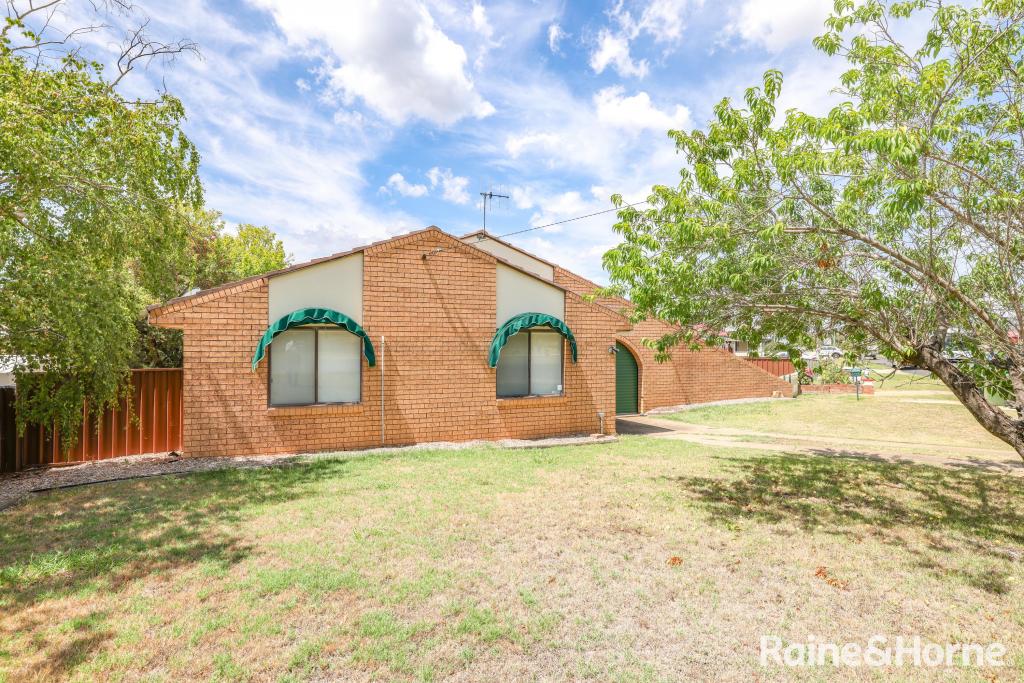 6 Vine St, South Bathurst, NSW 2795