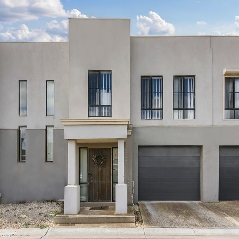 21/62 Andrew St, Melton South, VIC 3338