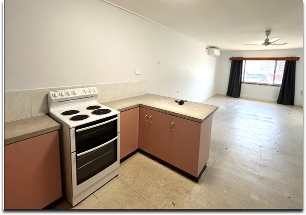 4/54a Park St, Pimlico, QLD 4812